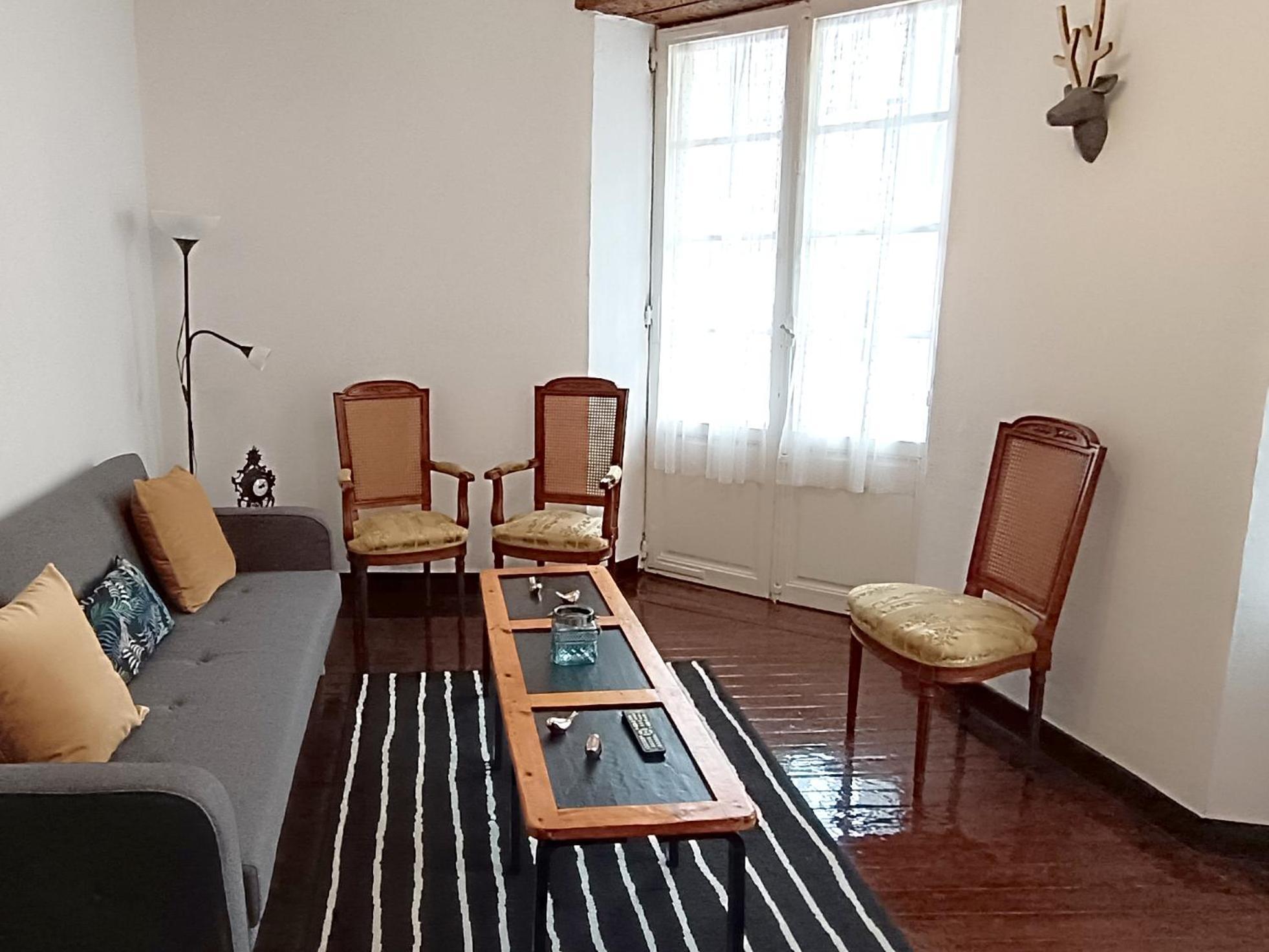 Apartamento Piso Céntrico Amplio, Luminoso, En Casa De Piedra Guitiriz Exterior foto