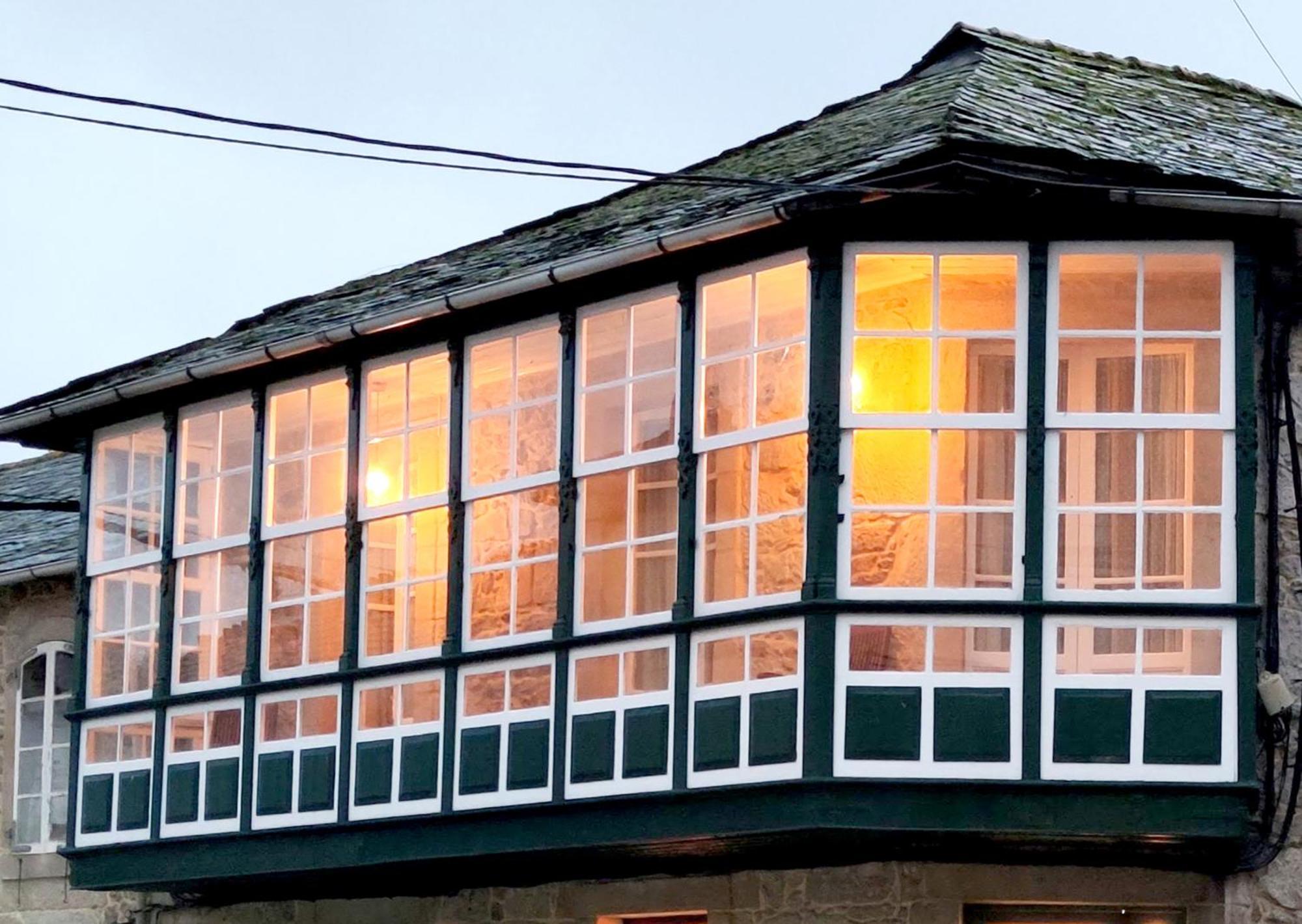 Apartamento Piso Céntrico Amplio, Luminoso, En Casa De Piedra Guitiriz Exterior foto
